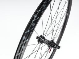 DT SWISS X1900 Spline 25mm zapletená kola MTB 29", př. Boost 15x110mm, zd. Boost 12x148mm Sram XD