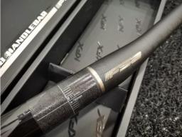 FSA  KFX riser carbon 31.8x760x18 mm řídítka MTB