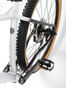 Kolo MTB 29"  Lee Cougan Revenge  Shimano Deore  1x12 , velikost L -20"  stříbrno-černá matná