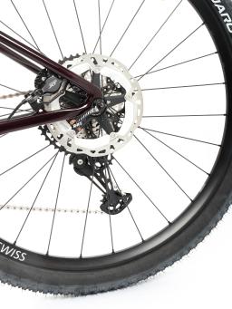 Kolo MTB 29"  FOCUS Raven 9.9 Shimano XT 1x12 , velikost S -16,5" vínově červená tmavá metalíza lesk