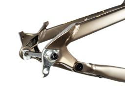 Celoodpružené  MTB 29" Lee Cougan Quest SHIMANO Deore XT Di2 M8250 1x12 velikost M (17,5" / 44 cm) - barva hnědozlatá matná