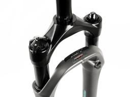 RST Volant Air TNL, Odpružená vidlice Trekking  28"  zdvih 50 mm, šedo-stříbrná