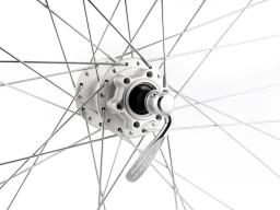 Přední zaplatené kolo 28" Ryde Dutch 19 /Shimano Deore HB-M475  Disc 6 děr