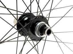 Zapletená kola Gravel/Silniční Mach1 560 Disc – Fastace/Quando KT-H42R – 12x100/12x142 – Disc Center Lock – pár
