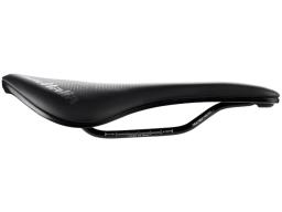 Selle Italia Novus Evo Boost Superflow manganové sedlo, černé