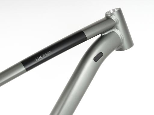 Kolo MTB 29" Cube Aim Race Shimano CUES U4000 1x9, velikost XL – 20", kovověšedá (flashgrey)