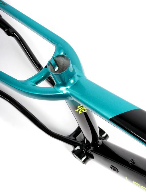 Kolo MTB 29" Lee Cougan Droid Shimano Deore 1x12, velikost S – 17", modro-černá lesklá