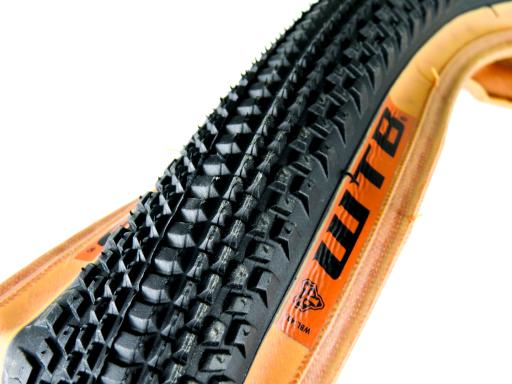 WTB Vulpine 700x40C TCS Light Fast Rolling gravel plášť kevlar OEM