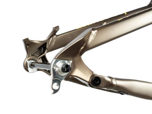 Celoodpružené MTB 29" Lee Cougan Quest SHIMANO Deore Di2 M6250 1x12, velikost L – 19" (48 cm), hnědozlatá matná