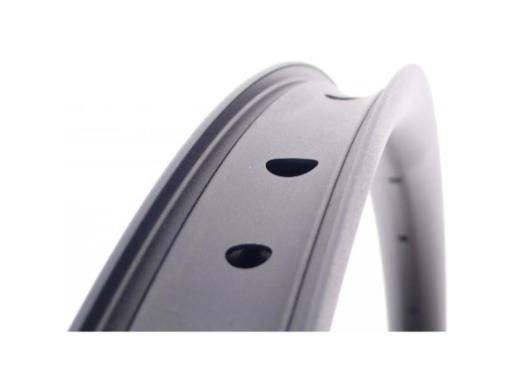 SYNTACE V30i Disc MTB 29" 622x30, 28 děr ráfek černý