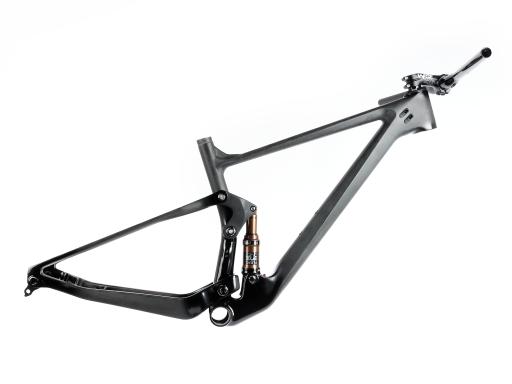 Celoodpružené MTB 29" kolo Spyder Cross  SRAM X01 Eagle 1x12 velikost  L – 19,5" (49,5 cm)   – barva dle přání