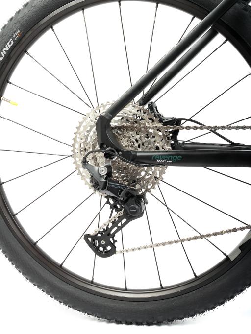 Kolo MTB 29"  Lee Cougan Revenge,  Shimano Deore  1x12 , velikost  S -17"    zeleno-černá matná