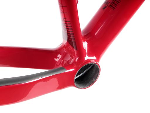 Kolo MTB 29"  FOCUS Raven 8.8  SRAM X01 Eagle 1x12 , velikost M -18" červená - lesklá