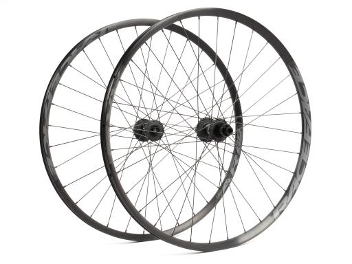 Zapletená kola MTB 29" Race Face Disc - DT SWISS DT 370 Disc Micro Spline 6děr, přední Boost 15x110mm, zadní Boost 12x148mm