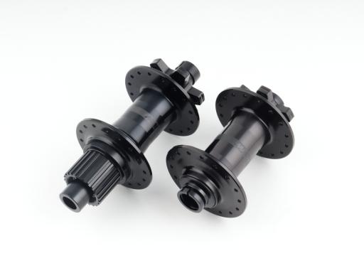 Zapletená kola MTB 29" WTB ST Light i25 TCS 2.0 Disc - MAVIC MX801 Disc Micro Spline 6děr, přední Boost 15x110mm, zadní Boost 12x148mm