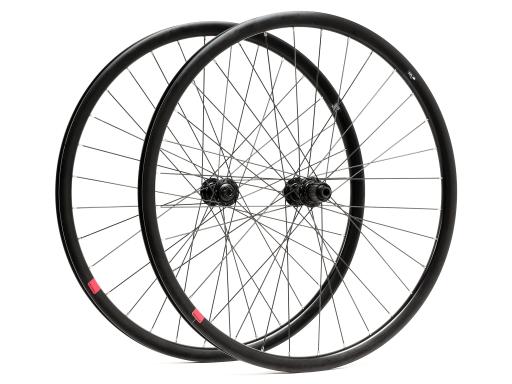 Zapletená kola Gravel/Silniční Mach1 560 Disc – Shimano HB-RS470/Shimano FH-MT400 – 12x100/12x142 – Disc Center Lock – pár