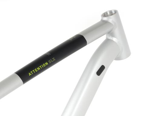 Kolo MTB 29" Cube Attention SLX Shimano CUES U6000 1x10, velikost XL – 20", stříbrnošedá